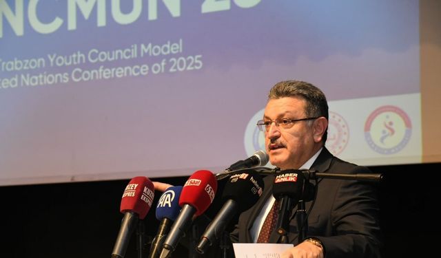 Başkan Ahmet Metin Genç: "Yeni dünya düzenini gençlerimiz sağlayacak"