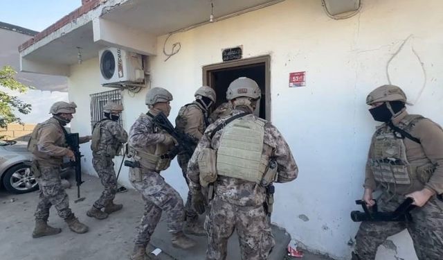 Batman’da silah kaçakçılarına büyük darbe: 2023-2025 yıllarını kapsayan dönemde 2 binden fazla silah ele geçirildi