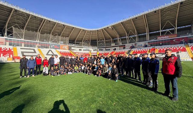 Binlerce gence dokunan proje: Değer Erzincan sahada