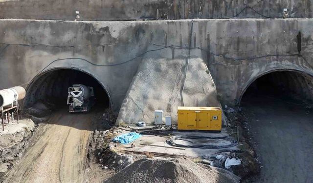 Bitlis, Van ve Diyarbakır arasında ulaşımın konforunu artıracak projeler hızla sürüyor