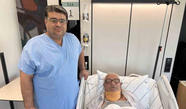 Boyun omuriliğindeki daralma ameliyatı: Yaşlı hasta yeni teknikle ertesi gün sağlığına kavuştu