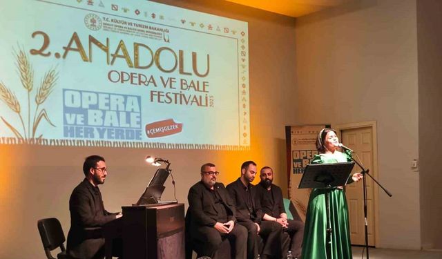 Çemişgezek’te ilk kez sahnelenen opera ve baleye yoğun ilgi