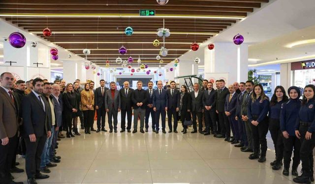 Ceza infaz kurumlarında üretilen el emeği ürünlerin sergisi açıldı