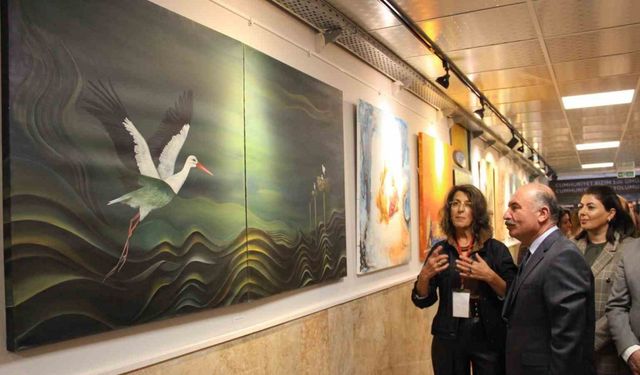 Çorum’da sanatçılar resimlerini şehit öğretmenler için yaptı