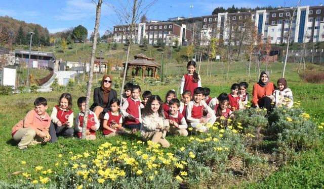 Düzce Üniversitesi botanik bahçesine miniklerden ziyaret