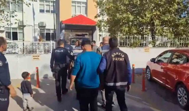 Erzin’de bıçaklı kavganın şüphelisi 3 kişi tutuklandı