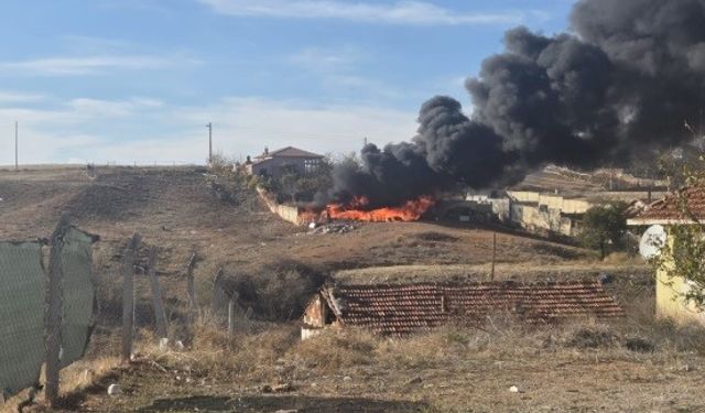 Jandarmanın dikkati yangını önledi