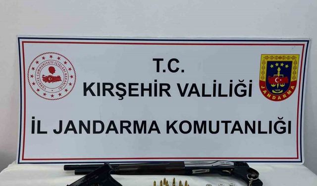 Kırşehir’de ruhsatsız silah operasyonu: 3 gözaltı