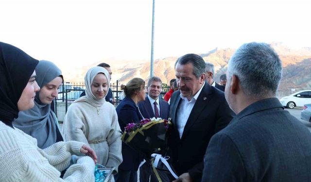 Memur-Sen Genel Başkanı Ali Yalçın, Tunceli İl Divan Toplantısı’nda teşkilatla buluştu