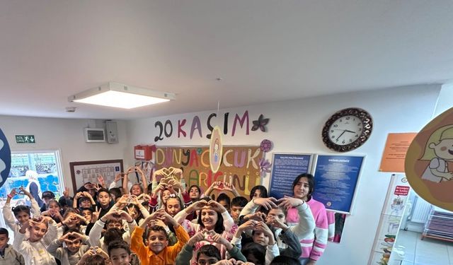 Muradiye’de Dünya Çocuk Hakları Günü Kutlandı