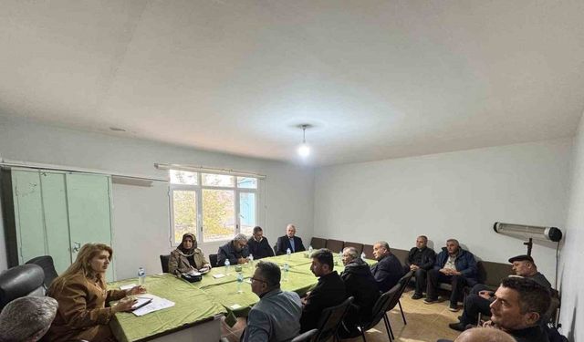 Ölmeztoprak’tan muhtarlarla istişare, hastanede umut buluşması ve öğretmenler günü programı