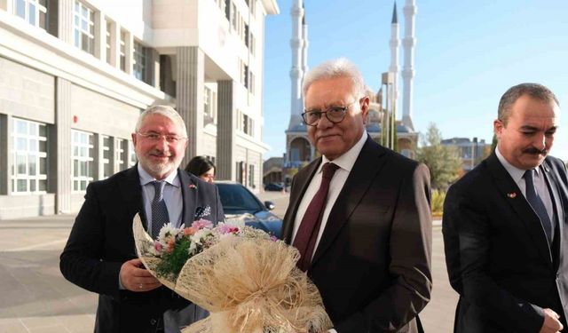 Pakistan Büyükelçisi Junaid: "Gerçek dost zor zamanda da iyi zamanda da belli oluyor"