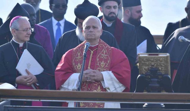 Papa’dan İznik’e tarihi ziyaret ve tarihi ayin...