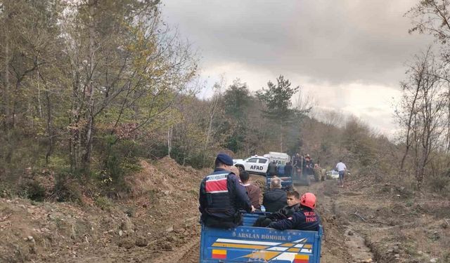 Şelaleleri gezmeye giden muhtar 30 metre yükseklikten düşerek yaralandı