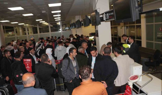 Şırnak’tan kutsal topraklara aktarmasız uçuşlar devam ediyor