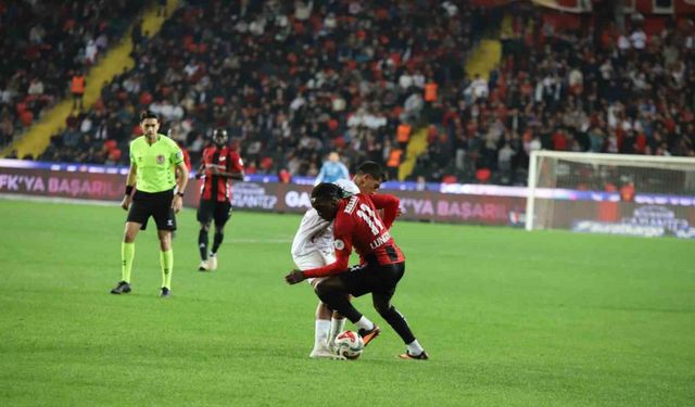Trendyol Süper Lig: Gaziantep FK: 1 - Eyüpspor: 2 (Maç sonucu)