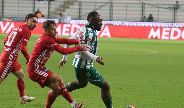 Trendyol Süper Lig: Konyaspor: 0 - Antalyaspor: 0 (İlk yarı)
