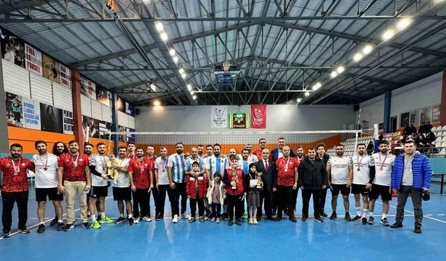 Voleybolda şampiyon Aşkale