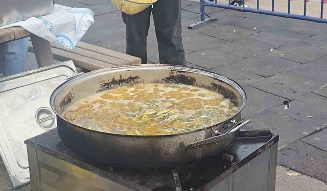 Zonguldak’ın Ereğli ilçesinde 16. Hamsi Festivali yoğun ilgi gördü