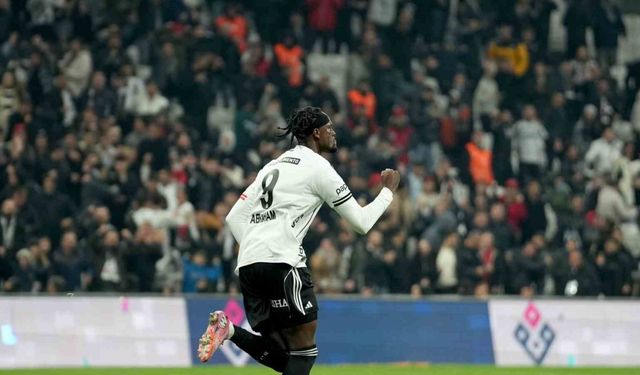 Abraham ligde 6. golünü attı