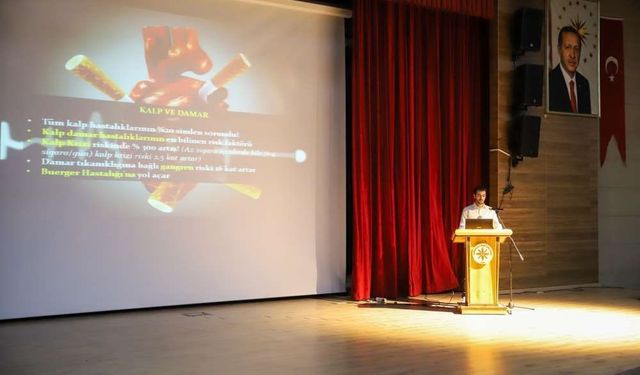 Ardahan'da 'Bağımlılıkla Mücadele Konferansı' düzenlendi