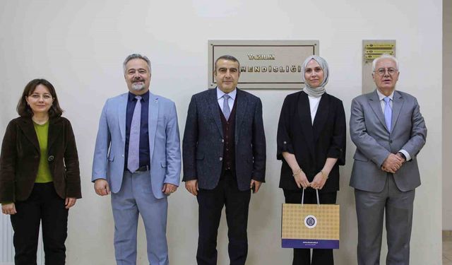 Atatürk Üniversitesi Öğretim Üyesi Prof. Dr. Rabia Meryem Yılmaz, 2025 yılı üstün başarılı genç bilim insanı ödülüne layık görüldü