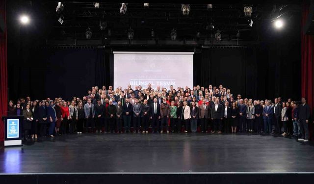 Atatürk Üniversitesi’nde bilimsel teşvik töreni düzenlendi: Başarılı Akademisyenlere ödülleri takdim edildi