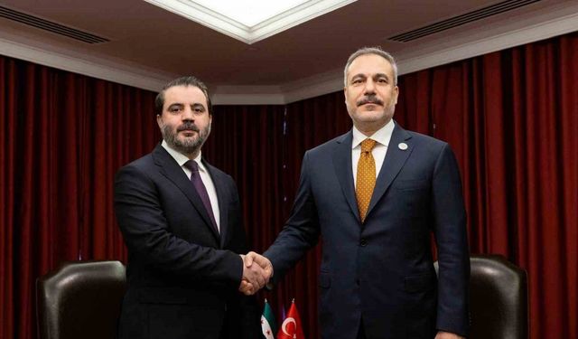 Bakan Fidan, Suriye Dışişleri Bakanı Şeybani ile bir araya geldi