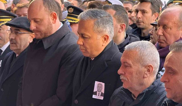 Bakan Yerlikaya, Yalova'da şehit cenazesine katıldı