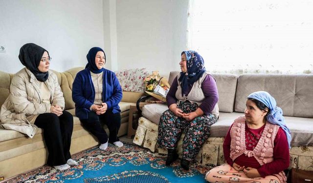 Çameli Belediyesi personeli engelli bireyleri evlerinde ziyaret etti