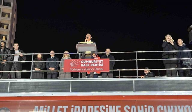CHP Genel Başkanı Özgür Özel, Güngören’deki mitinge katıldı