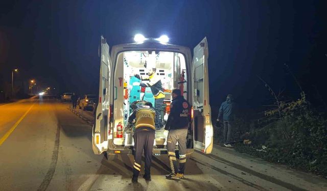 Düzce’de minibüs ile otomobil çarpıştı 3 kişi yaralandı