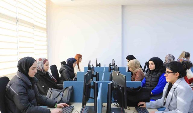 Elazığ Belediyesinde dijital eğitimler sürüyor