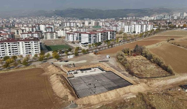 Elazığ’da yarı olimpik yüzme havuzu inşaatı başladı