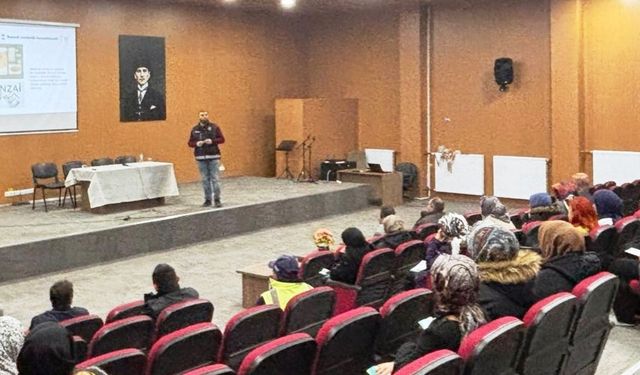 Emet ve Hisarcık’ta uyuşturucu ve uyarıcı madde kullanımının engellenmesine yönelik eğitim