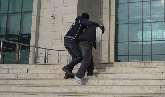 'Gasp' ve 'şantaj' iddiasıyla mahkemeye sevk edilen 2 şüpheliye adli kontrol