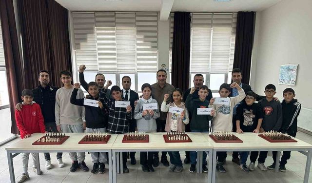 Gençler Kernek Küliyesi’nde kıyasıya yarıştı