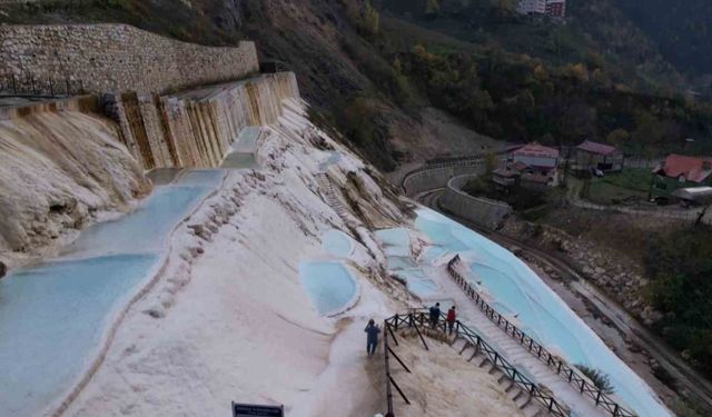 Göksu Travertenleri yılı rekor ziyaretçiyle kapatıyor