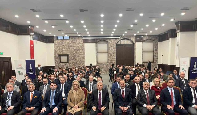 İzmir Valisi Elban: "Kurulan İzmir Kaynak Verimliliği Merkezi, Türkiye’de ilk ve tek kurum"