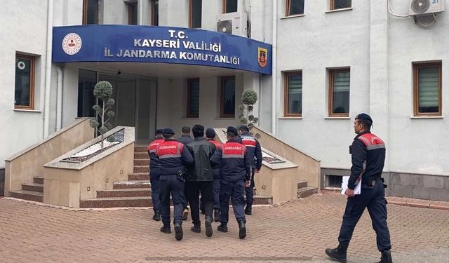 Jandarmadan DEAŞ operasyonu: 2 gözaltı