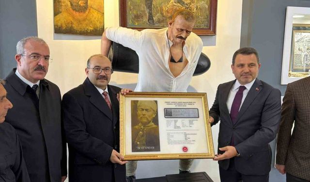 Koca Seyit’in künye defteri ve gençlik fotoğrafı ortaya çıktı