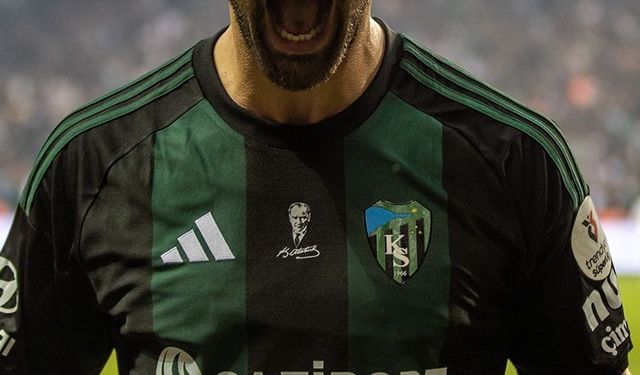 Kocaelisporlu taraftarlardan, Serdar Dursun’a derbi tepkisi