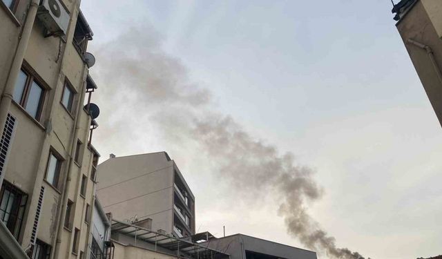 Kömür kazanından çıkan duman hava kalitesini düşürüyor