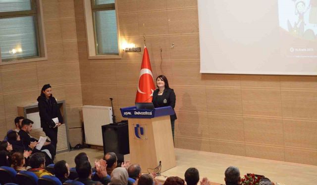 Koruyucu aileler deneyimlerini gençlerle paylaştı