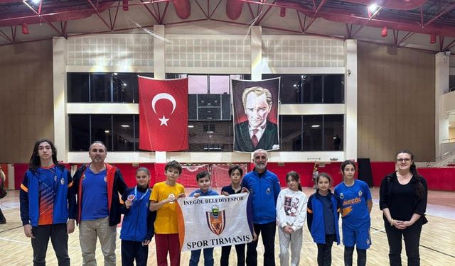 Küçük tırmanışçılar İnegöl’e dereceyle döndü