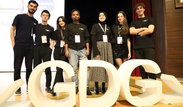 Kütahya’daki ’Devfest’25’ etkinliği teknoloji tutkunlarını bir araya getirdi