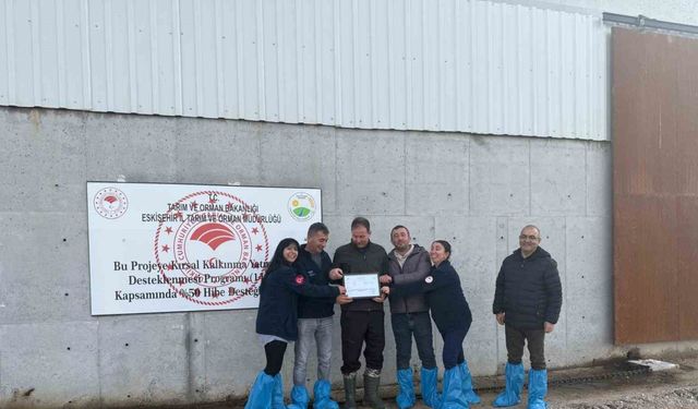Mahmudiye’nin ilk ari işletmesi sertifikalandırıldı