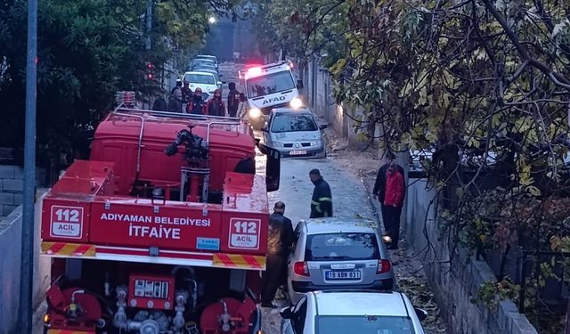 Mahsur kalan AFAD’ı itfaiye ekipleri kurtardı