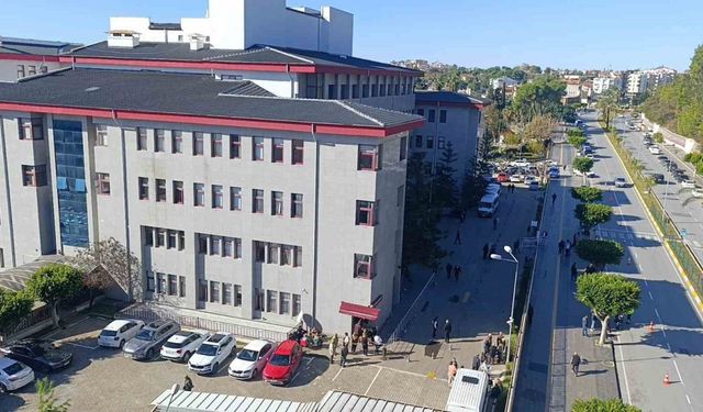 Manavgat Belediyesi rüşvet soruşturmasında 9’u tutuklu 41 sanığın yargılanmasına başlandı