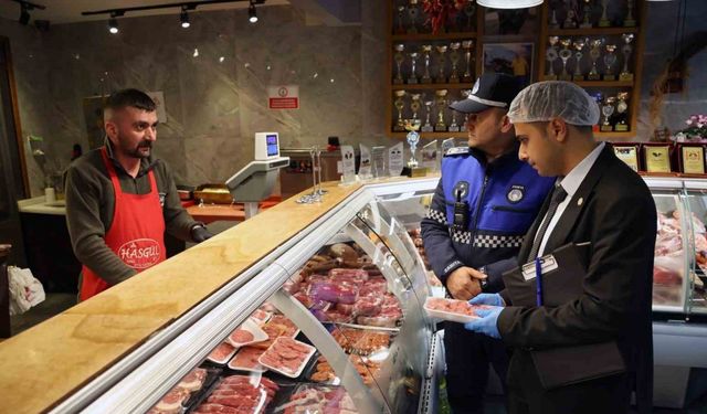 Menteşe’de zincir market ve kasaplara kapsamlı gıda denetimi